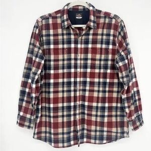 Men's Red & Navy Plaid Flannel Shirt - Classic Button-Up